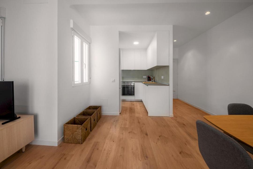 2 Bedrooms 1 Bathroom Furnished - Delicias - Bright - Mintystay Madrid Esterno foto